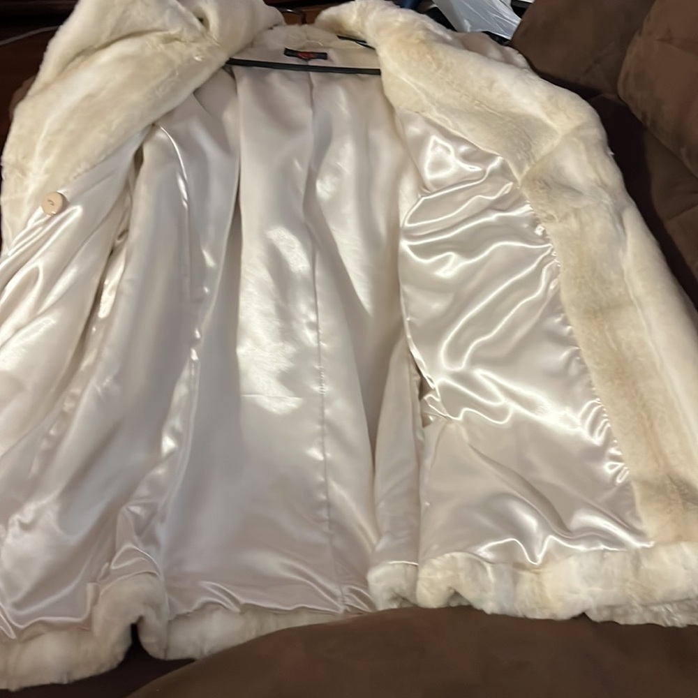 Fur Jacket - Picture 4 of 5